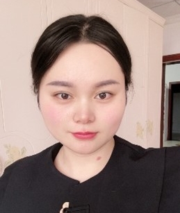 Frau Zhou